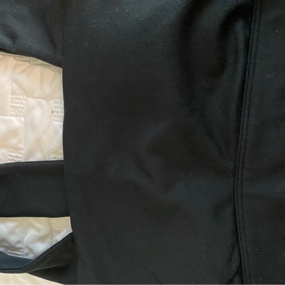 Gilly Hicks Black Activewear sports bra - Picture 3 of 6